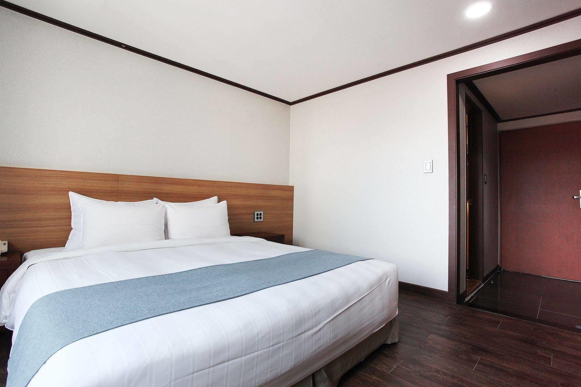 Noblesse Hotel Τζέτζου Εξωτερικό φωτογραφία